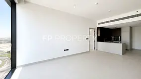 1BR - Higher Floor- Spacious Layout with Open View — 2