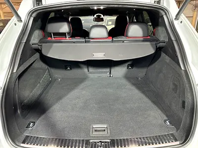 2016 Porsche CAYENNE — миниатюра 12