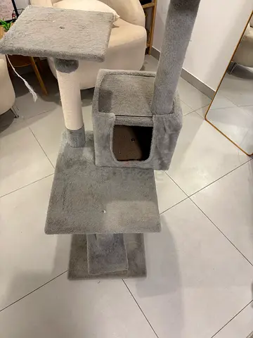 Cat tree