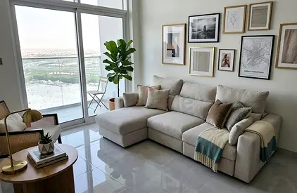 Stylish Sofa Bed for Home
Comfortable Seating  Sleeping
Storage Under Chaise
Left or Right Side
Siz
