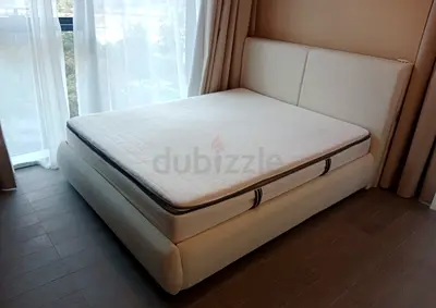 Modern Upholstered Bed Frame with Comfortable Mattress
