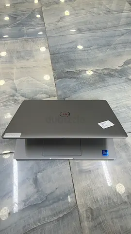 Dell Inspiron laptop - good condition, light use