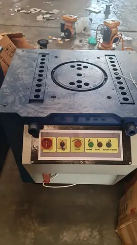 Bending machine Italy