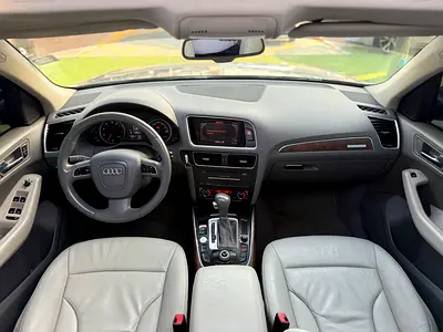 2011 AUDI Q5 photo 7