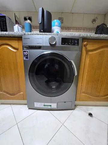 Panasonic Front Load Washer - 8kg, Silver, Good Condition