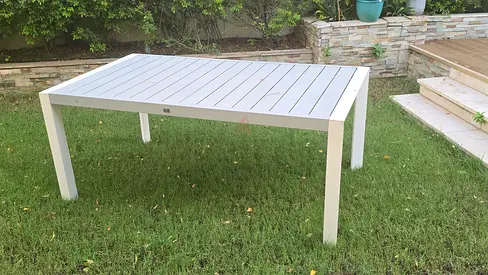 CreativeLiving Outdoo Dining Table - 6 Seater Size
