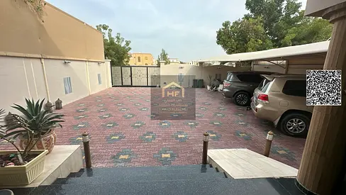 🏢 🏠 فرصة استثمارية وسكنية نادرة! فيلا سكني تجاري للبيع في الروضة عجمان – مساحة 5,000 قدم | 5 غرف + ارتداد كبير!