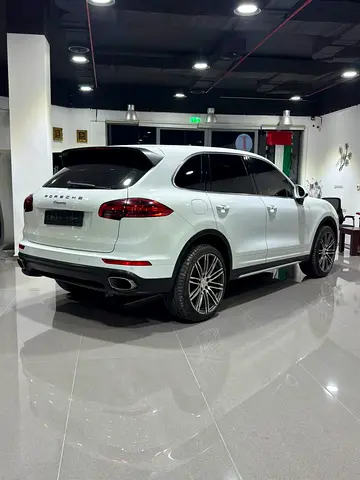 2016 Porsche CAYENNE 缩略图 16