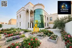 Classic-style villa, 6,200 sq. ft., including electricity, water, and air conditioning; freehold own