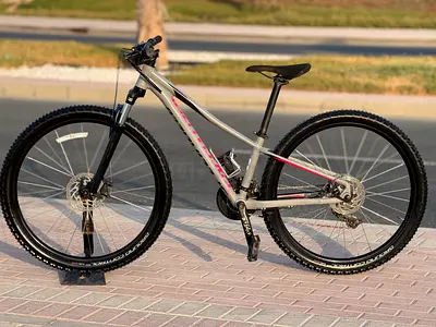 Speclized pitch 27.5 small