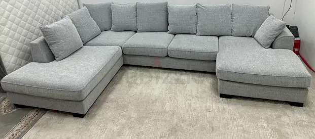 Looks great condition the one brand Ushape sofa