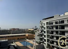 Pool View | Best Layout | 5 min Walk to Metro