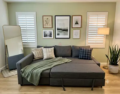 Flexible Left or Right Fitting: Choose the preferred side according to your room space and interior