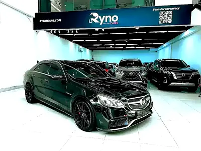 2010 Mercedes-Benz E 63 AMG 6.3L V8 // Cash / Credit Card