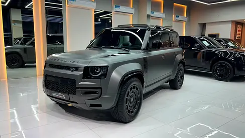 2025 Land Rover Defender 110 Octa Edition One P635 - Canadian Specs
