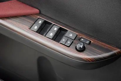 2026 Toyota HILUX 缩略图 14