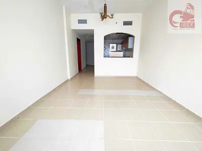 Appealing Design / Spacious 1-BHK // Neat & Clean // Near NMC