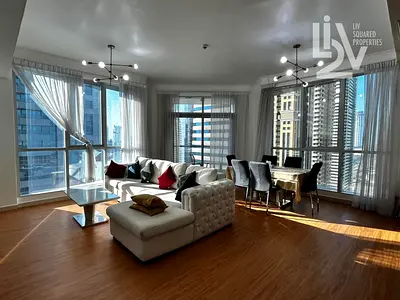 Corner Luxury | Marina | Spacious