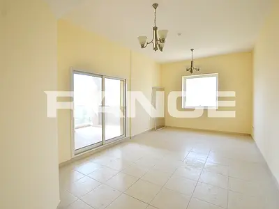 Huge 1BHK| Closed Kitchen | Large Balcony