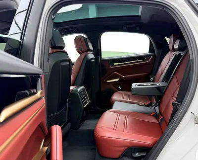 صورة مصغرة 16 لـ 2025 Porsche CAYENNE