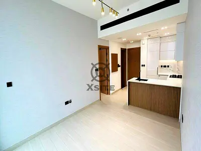 Exquisite 1 BR | Well Maintained |Higher Floor