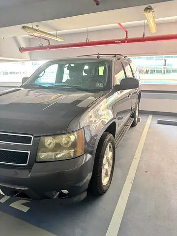 2010 Chevrolet TAHOE — фото 3
