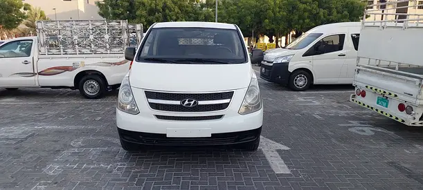 صورة 1 لـ 2015 Hyundai H1