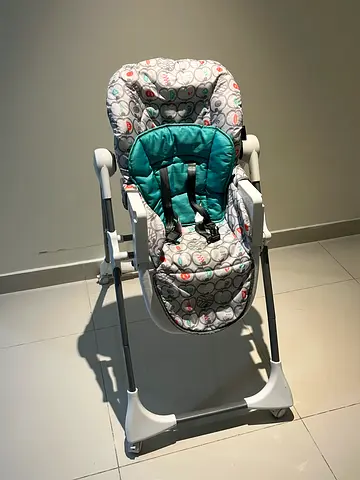 Childrens food chair