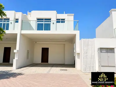 Semi Corner | Large Plot | Great Value