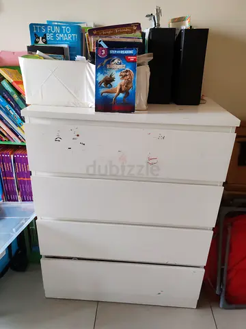 White 4-Drawer Dresser - Good Condition