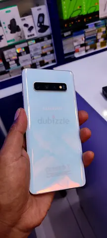 SAMSUNG S10 ,, 8 GB RAM,, 128 GB STORAGE,, TRA UAE VERSION DUAL SIM