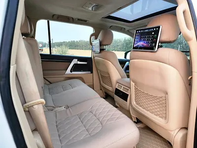 2017 Toyota LAND CRUISER 照片 16