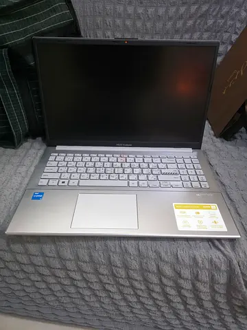 ASUS VivoBook 15 Silver Laptop - Intel Core i3, 8GB RAM, 256GB SSD
