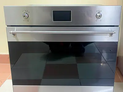 SMEG Linea Built-in Electric Oven – Model SFP6390XE