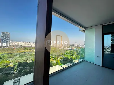 Vacant - Near Max Metro - Spacious 1,572 Sqft