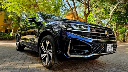 VW Touareg R-Line 2024 | GCC Specs | Warranty and service contract