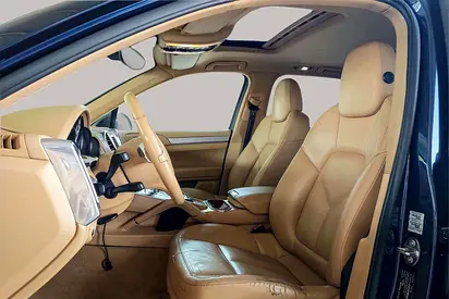2011 Porsche CAYENNE — миниатюра 11