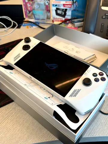 Asus Rog Ally z1 extreme