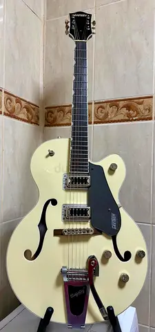 Gretsch Electromatic Classic Hollow Body Single-Cut with Bigsby Electric Guitar