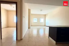 Spacious 2br | High Floor Villa View | Vacant — 2