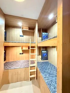 Luxury Bed Space Tecom