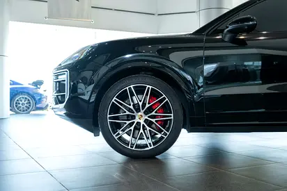 2024 Porsche CAYENNE — миниатюра 20