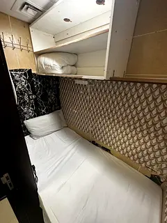 Partition Room for Rent in Al Quoz – Affordable  Convenient Living