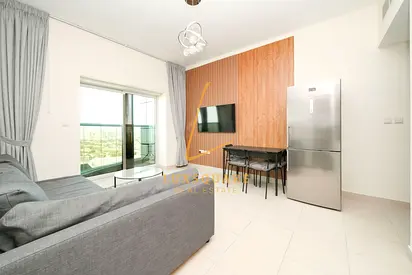 Fully Upgraded I Fully Furnished I Ready to Move