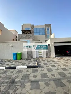 Luxurious villa with high-end finishes, 4 bedrooms, pool, and furnished for rent