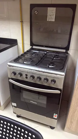 4 Burner Gas Cooker with Oven