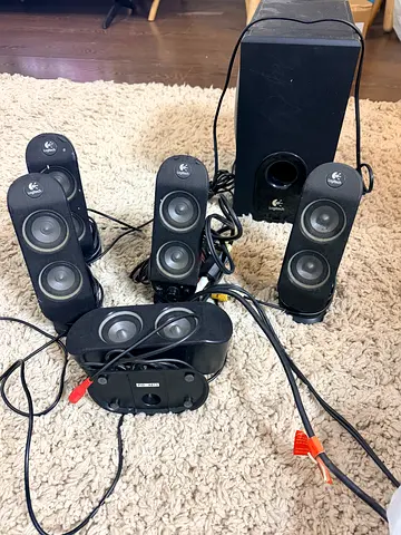 Logitech 5.1 Surround Speaker System with Subwoofer