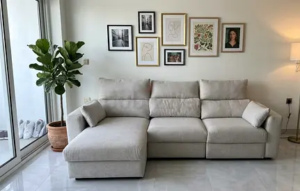 Modern Corner Sofa Bed
Soft Fabric Finish
Hidden Storage
Left  Right Chaise Option
Size: 250 × 160