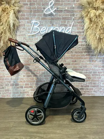 STROLLER SILVER CROSS PIONEER SPECIAL EDITION-EXCELLENT CONDITION