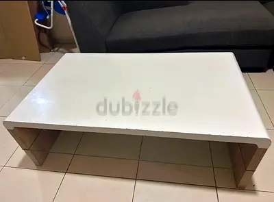 White modern low coffee table - sturdy rectangular design